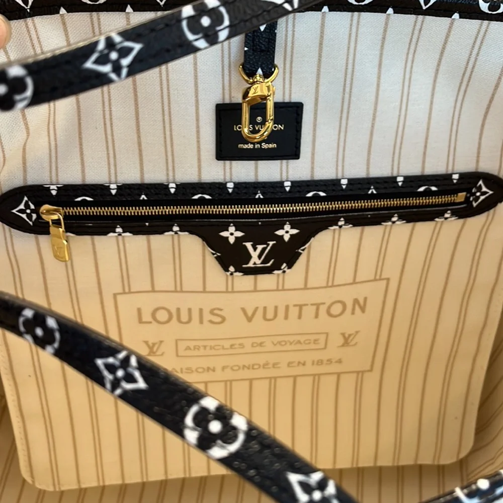 Louis Vuitton Neverfull MM Jungle Giant - Picture 11 of 16